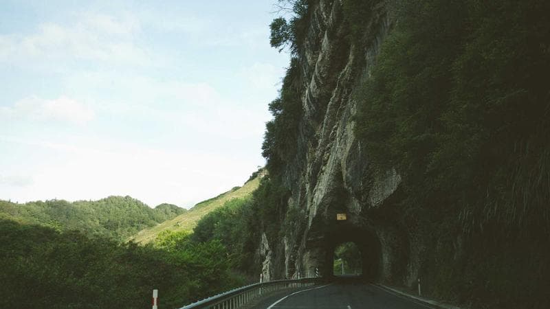 PIB brasileiro cresce acima do esperado e surpreende analistas do mercado